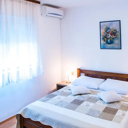 Rajic Guest house 3*