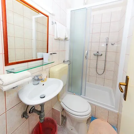 Rajic Pensjonat 3*